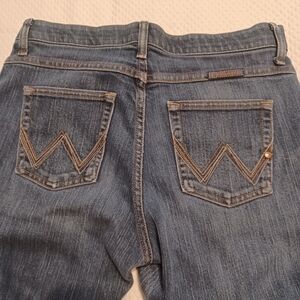 Wrangler Women's Q-Baby No Gap Waistband Boot Cut Jeans Sz 7/8 x 36